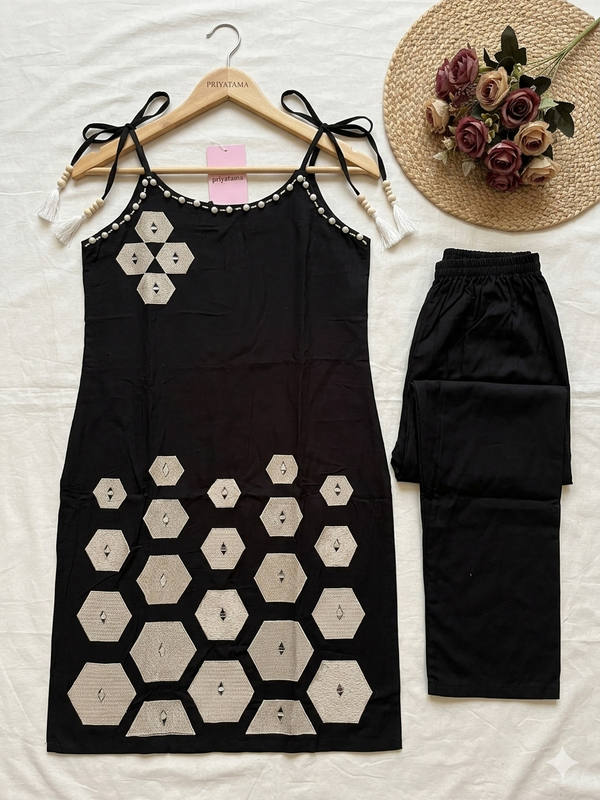 Modern Pearl-Neckline Kurta